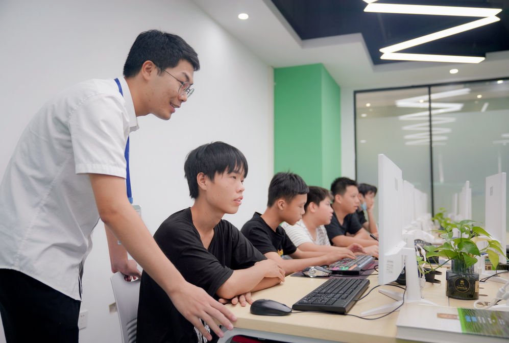 (li)VA(gu)cԇW(xu)w(yn)I(yng)ܲһӵʮһСL(zhng)