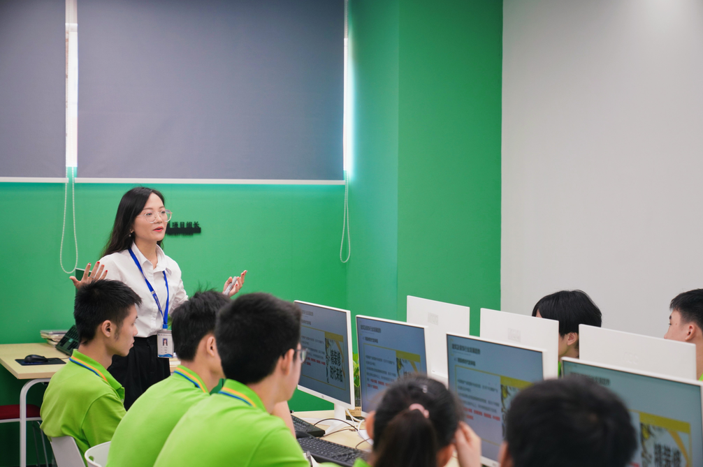 VAI(y)Ӗ(xn)ĿW(xu)I(y)ի@